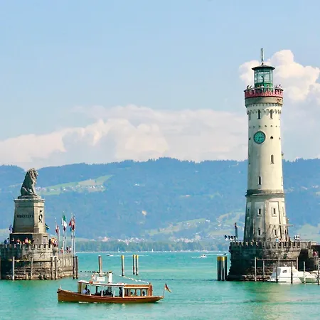 Lili 10 - Gemuetliches Auf Der Insel Lindau, Mitten Im Leben